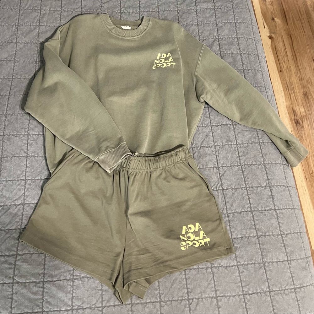 Adanola sweatshirt + shorts set